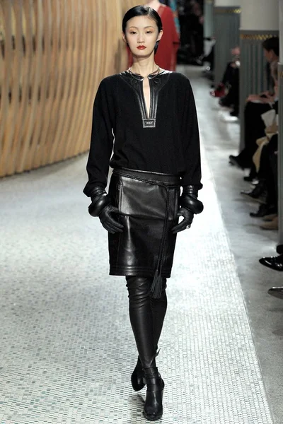 Look 37